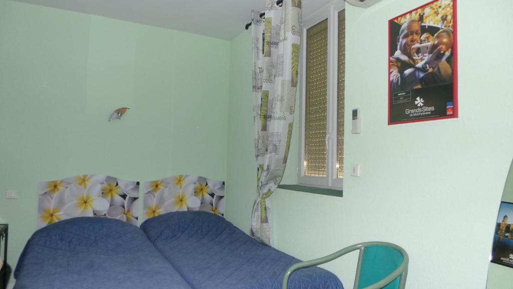 Hotel Le Gambetta Carmaux Habitación foto